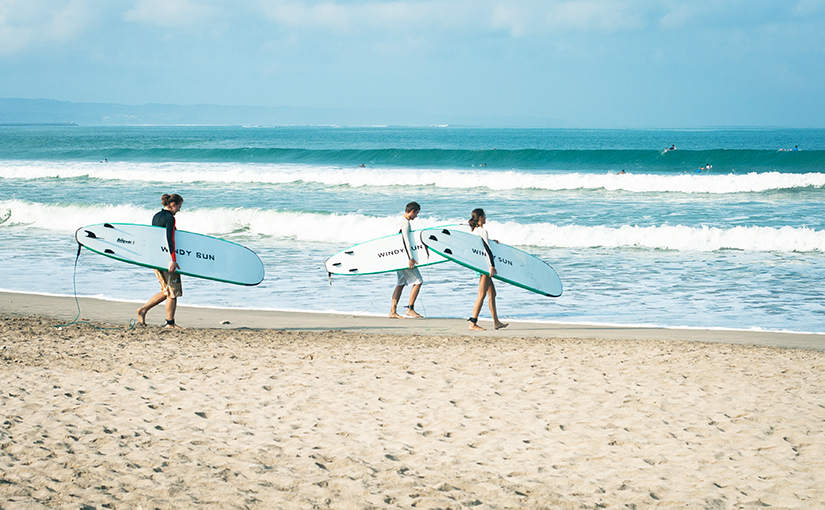 Стать ближе к океану. Серфинг на Бали.