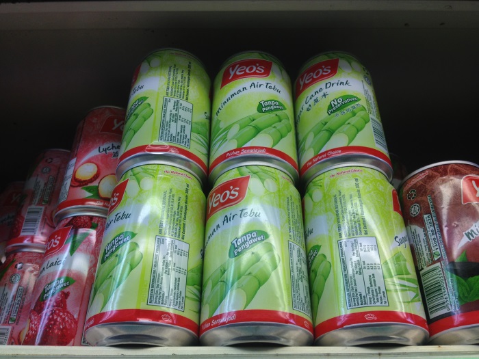 Подборка забавных азиатских продуктов: напиток из сахарного тростника