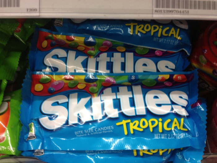 Подборка забавных азиатских продуктов: Скитлс тропикал, Сингапур