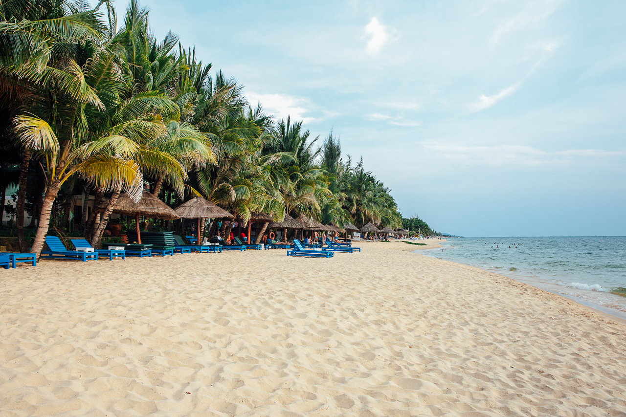 Путешествие по Вьетнаму, Фукуок: Пляж в Зыонгдонге Путешествие по Вьетнаму, Фукуок: Пляж в Зыонгдонге