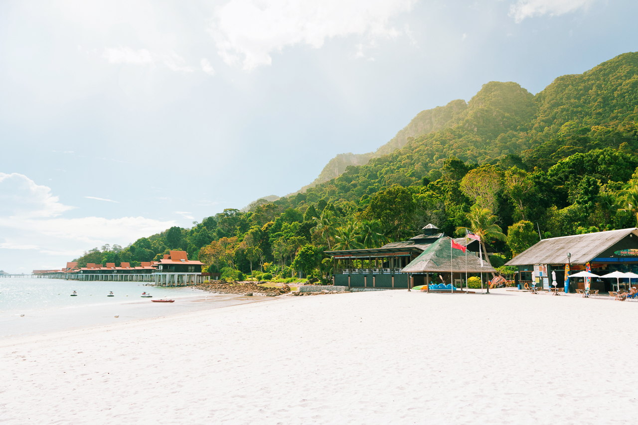 Топ самых классных и необычных отелей, в которых мы побывали: Beraja Resort, Лангкави, Малайзия