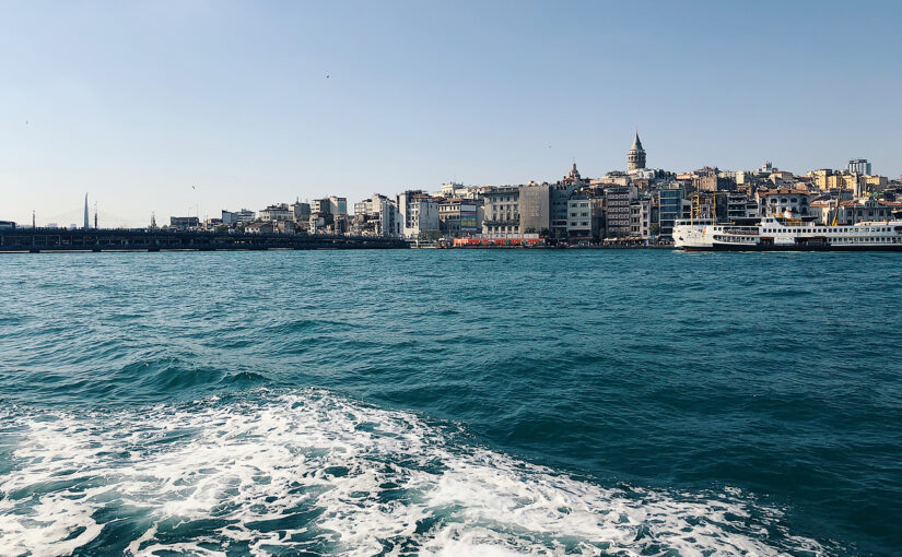 Как путешествовать в эру COVID: Поездка в Стамбул, Турция в 2020 году.